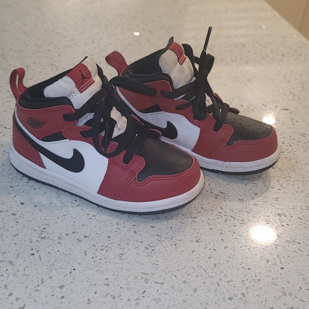 Toddler Jordan's 1